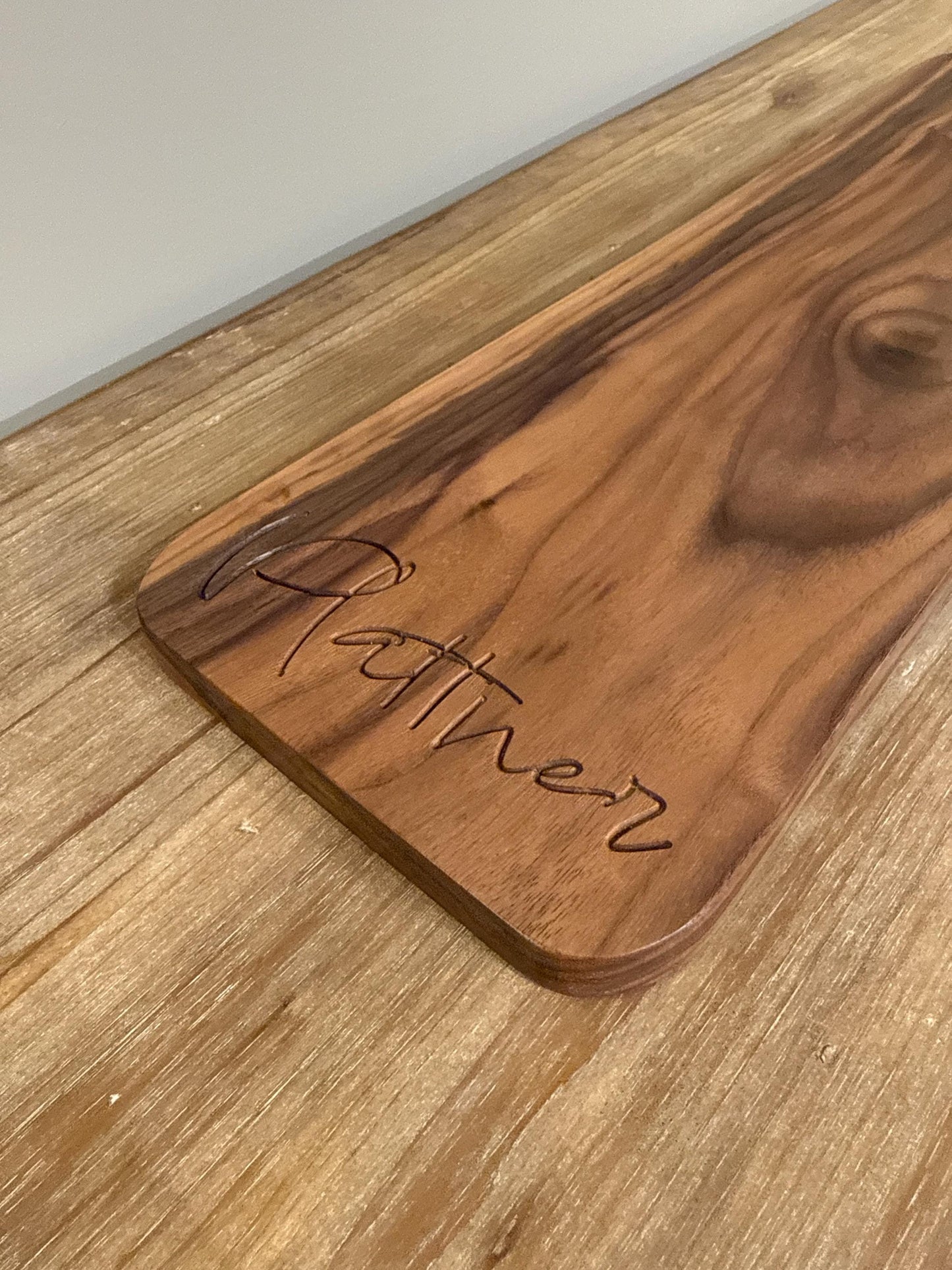 Engraved Walnut Charcuterie Board, Personalized Serving Platter for Weddings, Engagements, Anniversaries, Housewarming Gifts